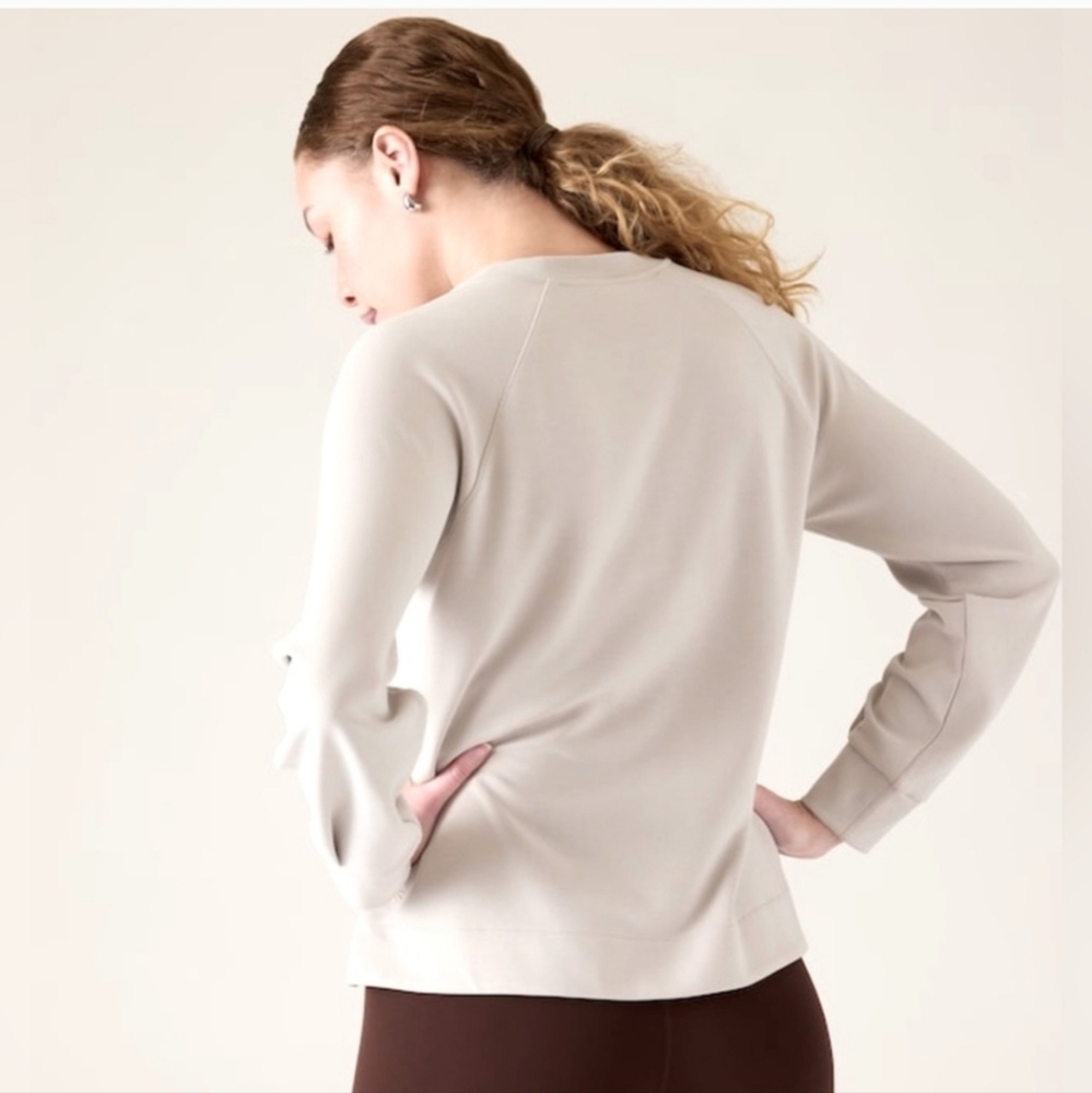 Athleta Abalone Cropped Crew Sweatshirt - Picture 2 of 8